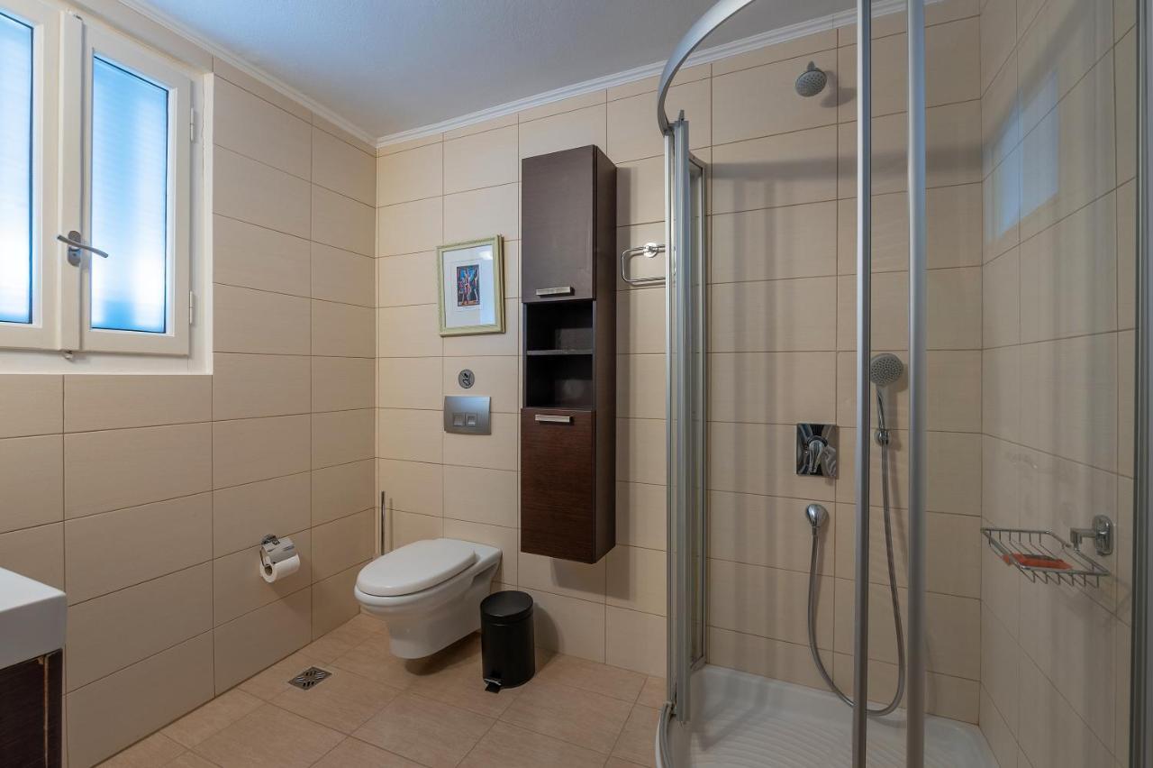 Angelinas Quarters - Kalamata Mediterranean Villas Экстерьер фото