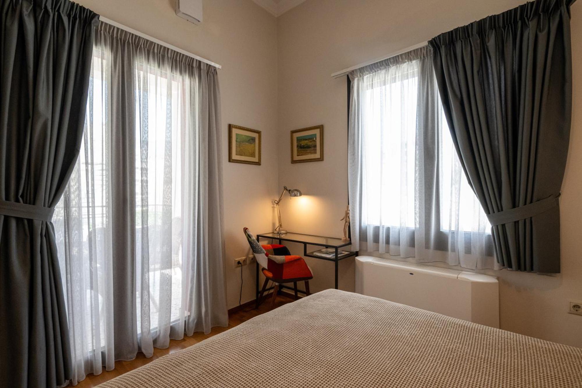 Angelinas Quarters - Kalamata Mediterranean Villas Экстерьер фото